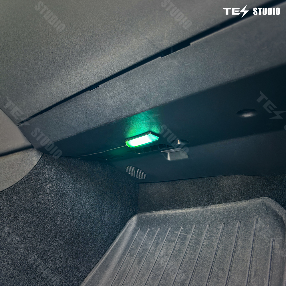Tesstduio Model 3/Y Phone Charger Ambient Light Anti-slip Pad
