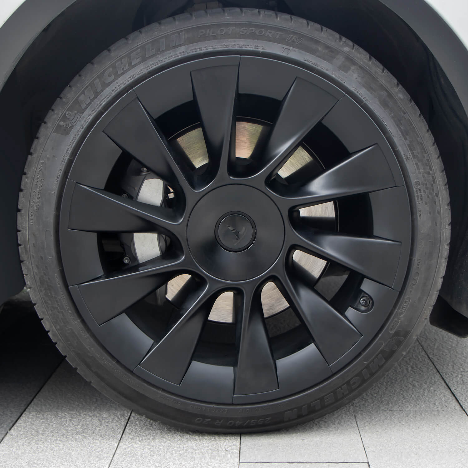 Tesla Wheel Rim Protector for Model Y-20 inches
