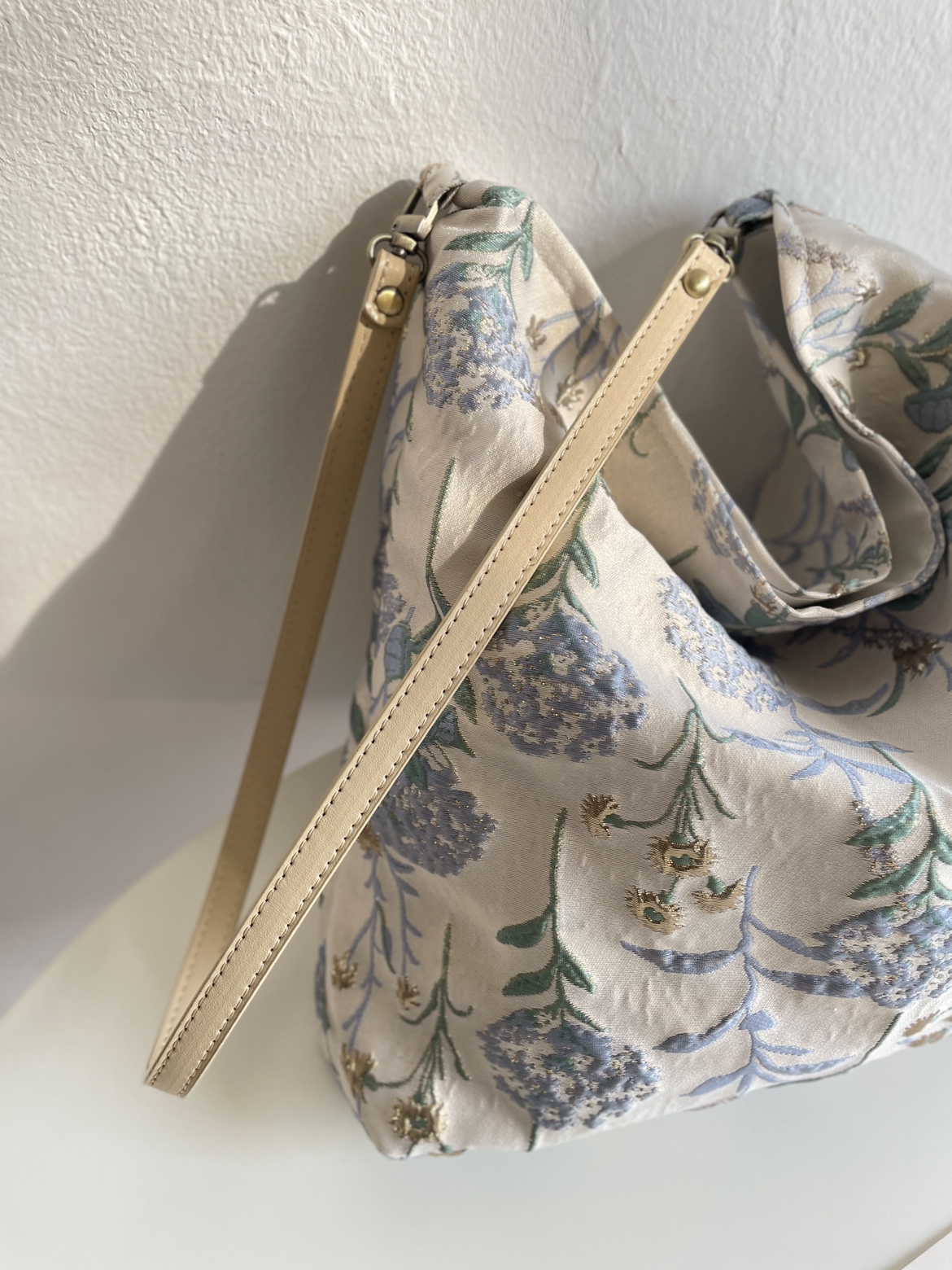 Dandelion shoulder bag women square bag with flowers pattern cloth bag gray blue color