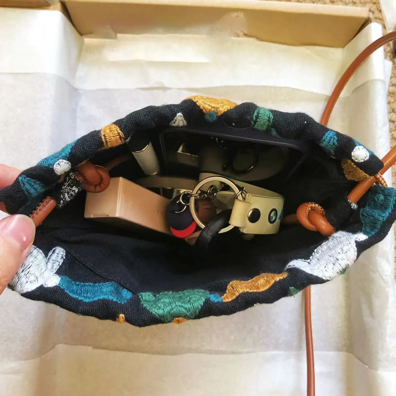 handmade bags embroidered bags shoulder bags for women