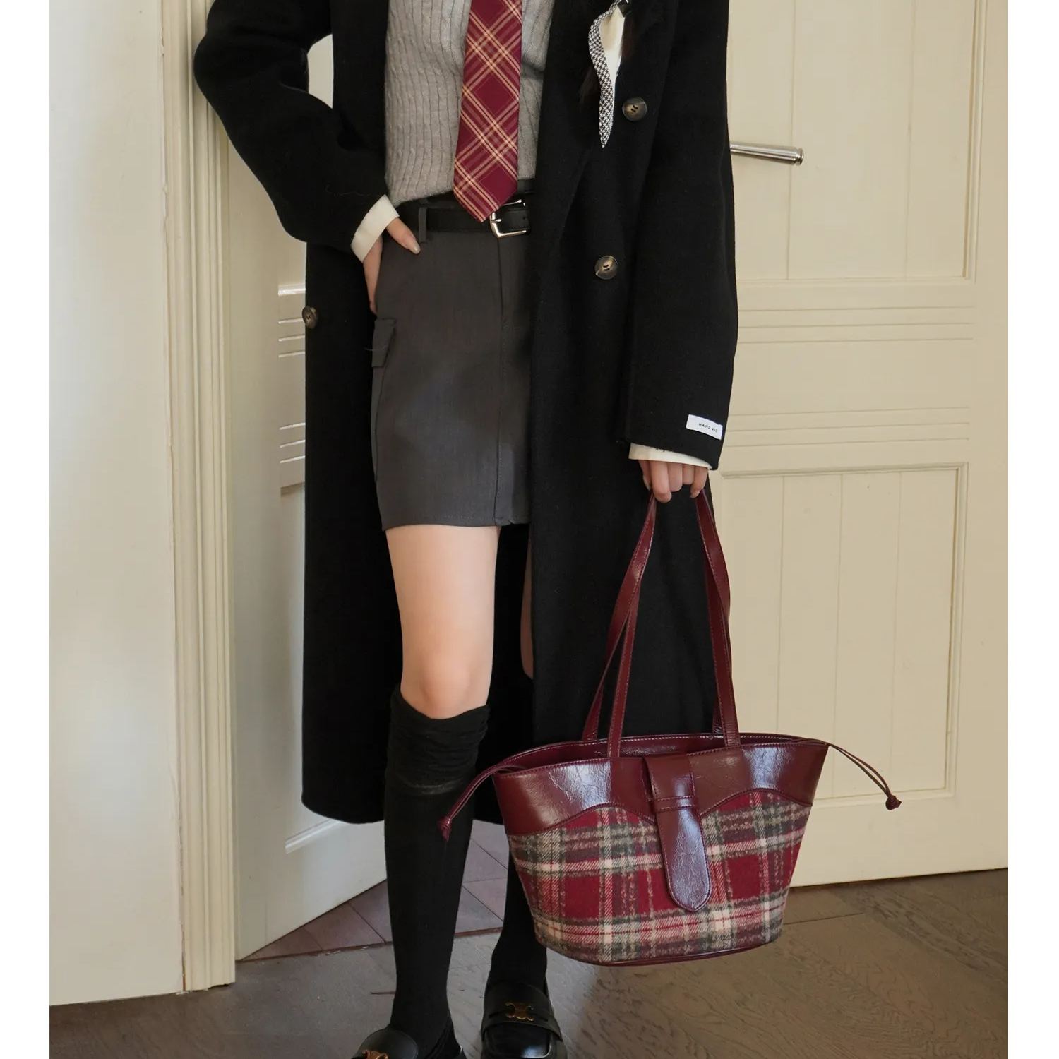 Plaid Handbag Cherry Red Shoulder Bag with Leather Strap Matching effect 2
