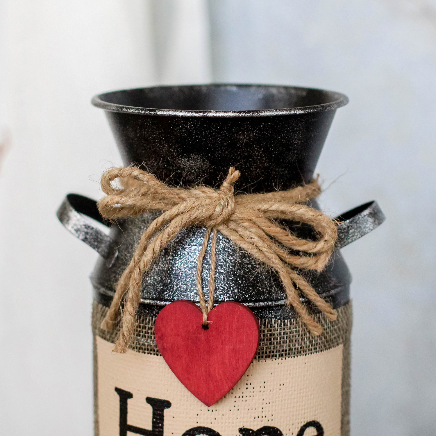 🔥 Discount 49% OFF 😍RetroStyle Iron Flower Bucket