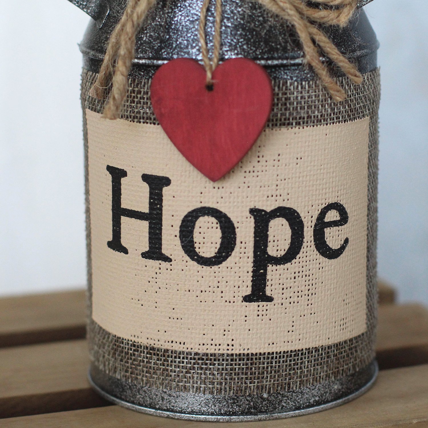 🔥 Discount 49% OFF 😍RetroStyle Iron Flower Bucket