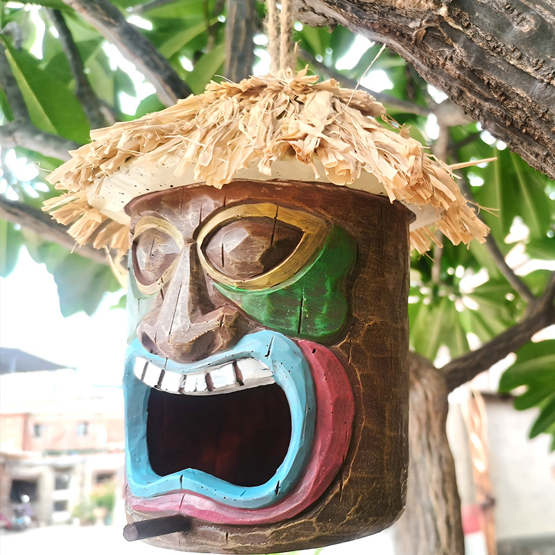 Outdoor courtyard hanging novel bird house