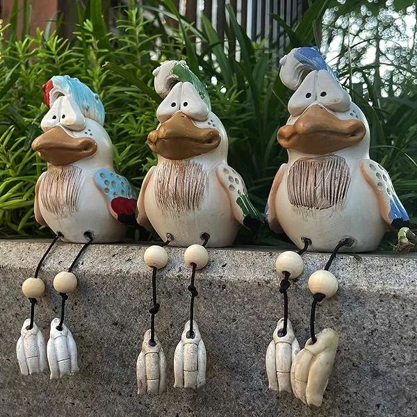 🔥 Discount 49% OFF 😍Funny 3 Resin Chickens-Garden Patio Decoration