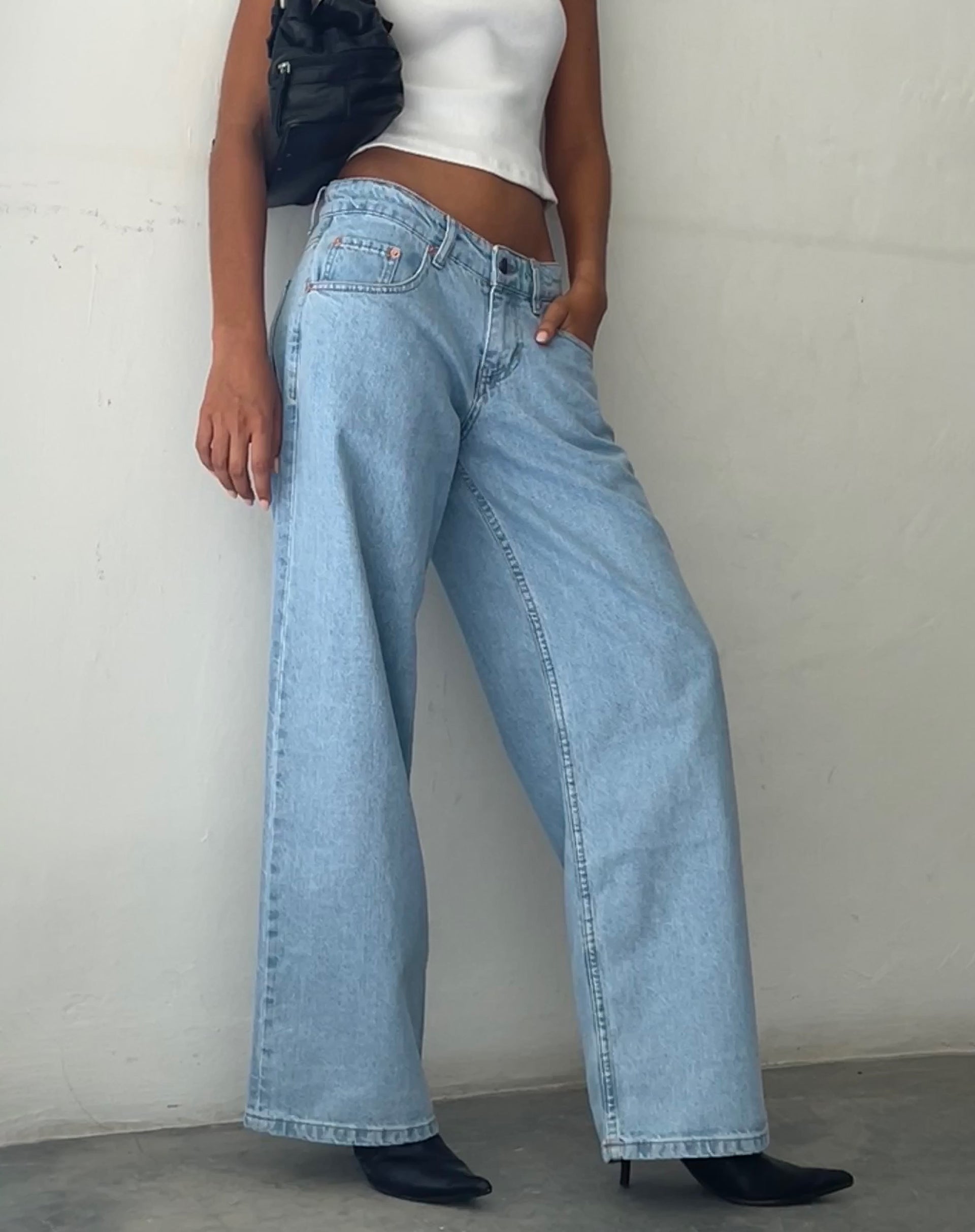 Roomy Extra Wide Leg Low Rise Jeans in Sandy Blue Acid