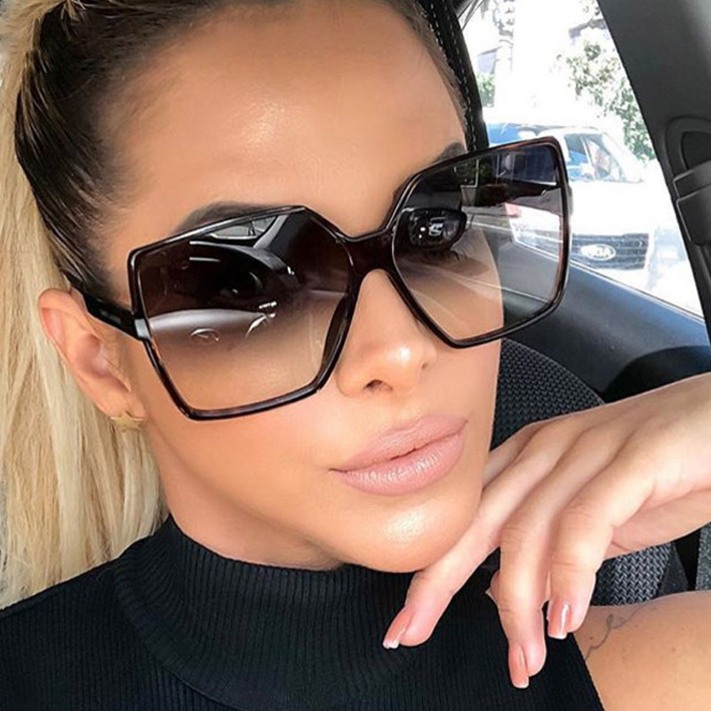 Necydress Sophie Classic Large-Frame Square Sunglasses