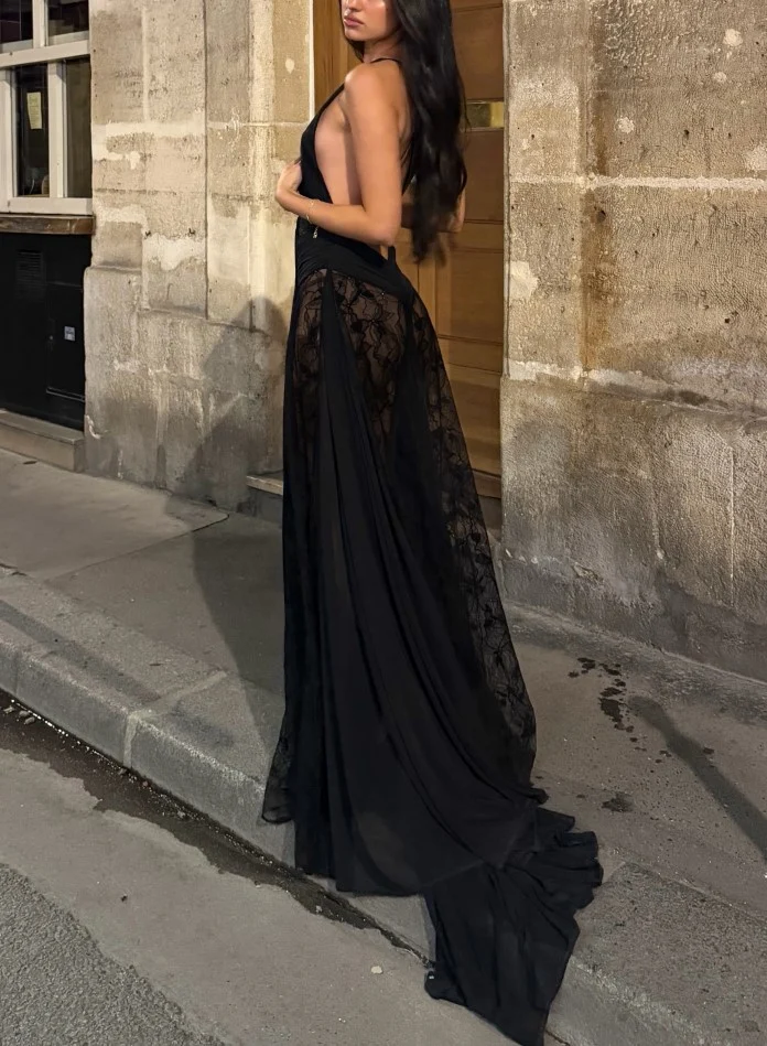 Women's Black Deep V-Neck Sheer Lace Overlay Sleeveless Evening Maxi Dress [erp-image:d43cba9ba4060afb5c7e357e]