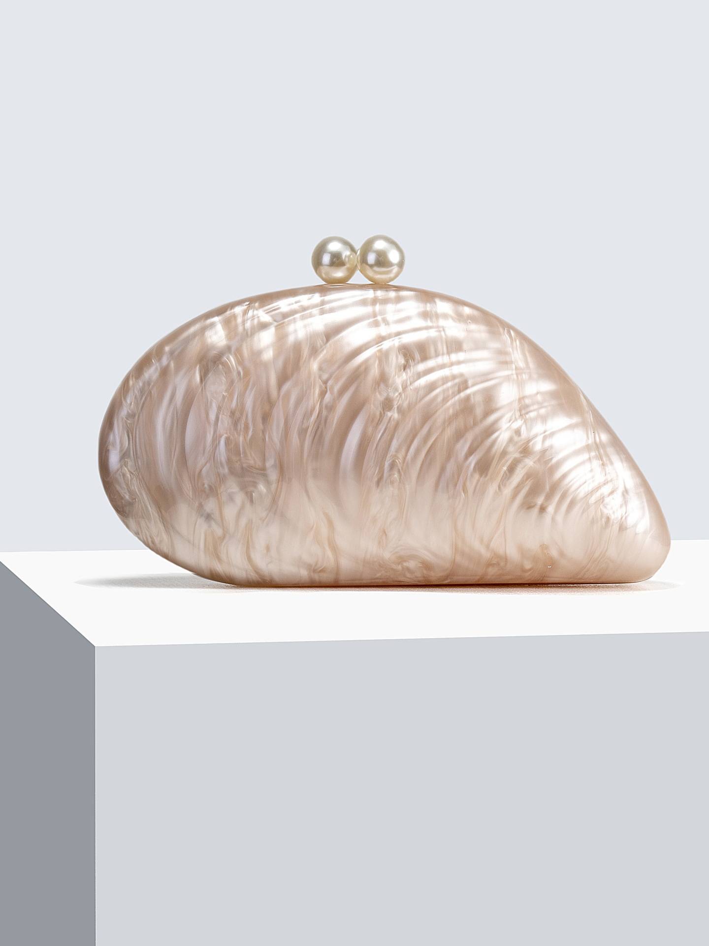 Shell Element Clutch Chain Bag