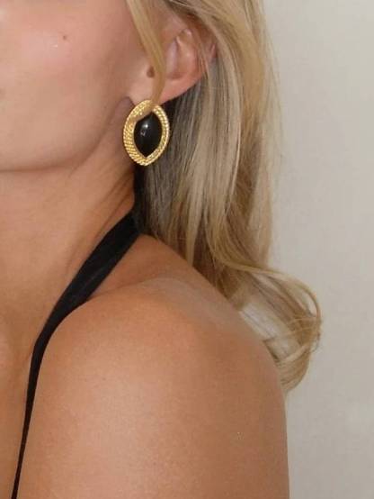 Horse-eye-shaped Agate Earrings