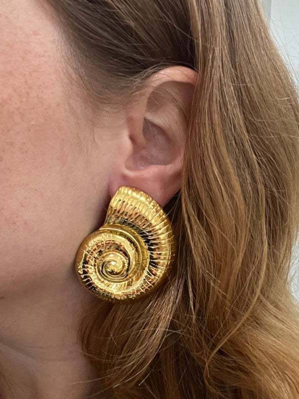 Conch earrings