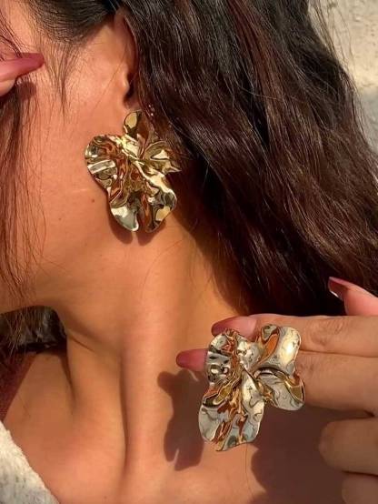 Unique Wavy Earrings