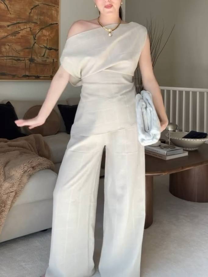 Off-shoulder Slit Top And Wide-leg Pants Suit - Pants