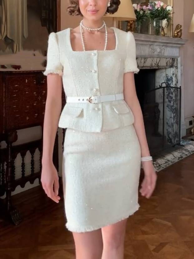 Elegant Chanel Style Short-sleeved Back Slit Top And Skirt Suit - Top