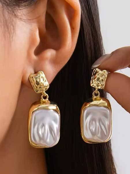 Vintage Square Pearl Earrings