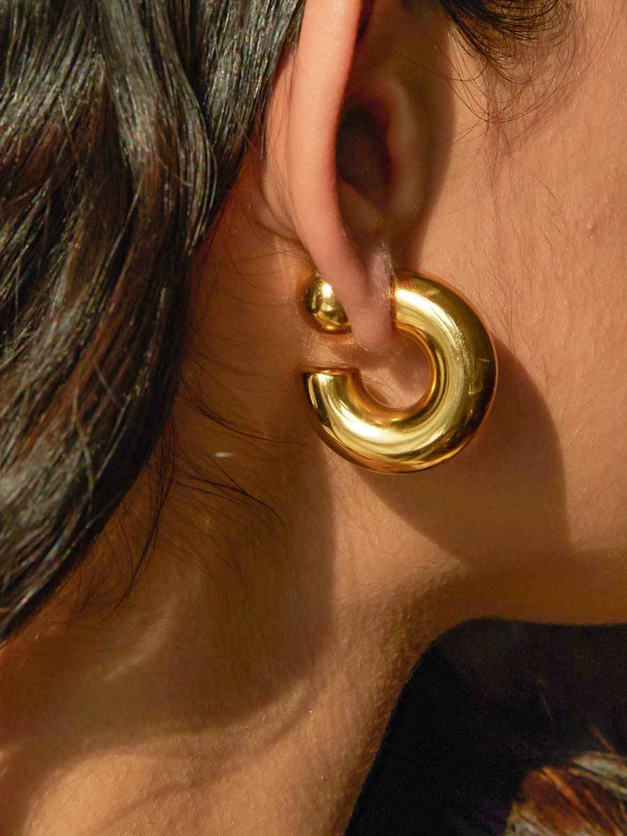 Minimalist Front And Back Wear Earrings