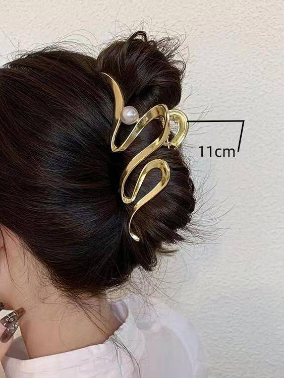 Minimalist Metal Hairpin
