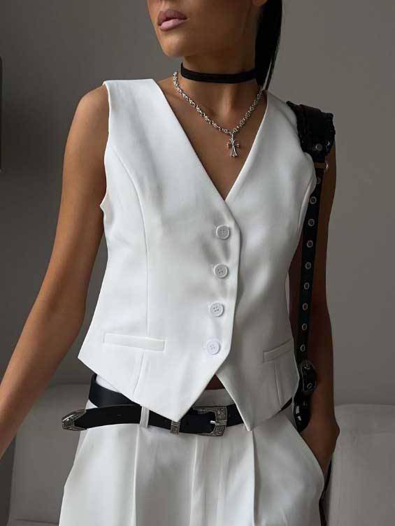 Minimalist Vest And Shorts Suit-Vest