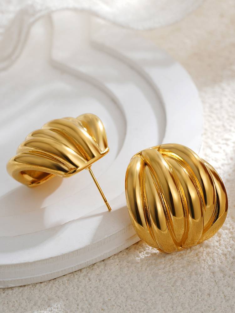 Minimalist Old Money Earrings