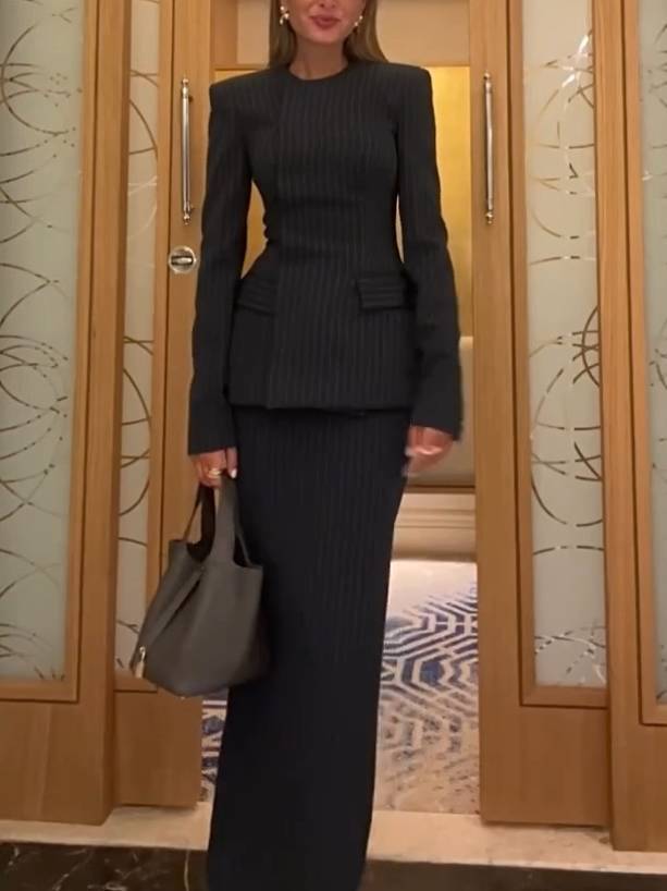 Striped Slim Fit Blazer And Skirt Suit-Blazer