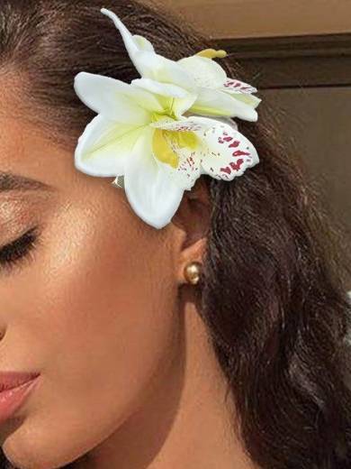 Holiday Style Flower Hairpin