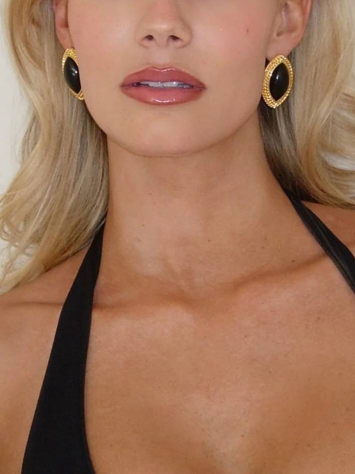 Horse-eye-shaped Agate Earrings