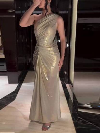 One-Shoulder Pleated Design Maxi Dress