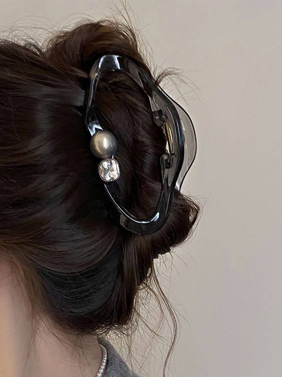 Minimalist Grab Hairpin