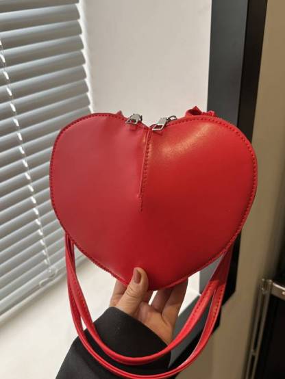 Unique Heart-shaped Shoulder Bag