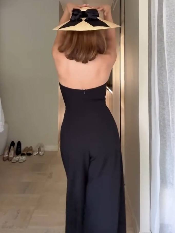 Deep V-neck Black And White Contrast Color Jumpsuit