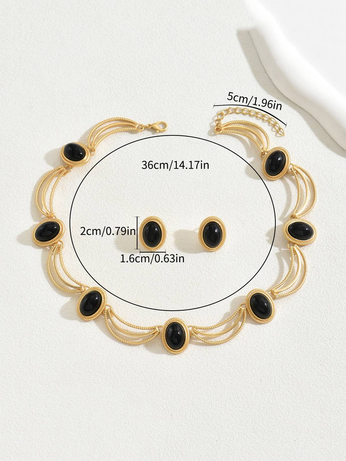 Vintage Palace Style Metal Inlaid Gem Earrings Necklace