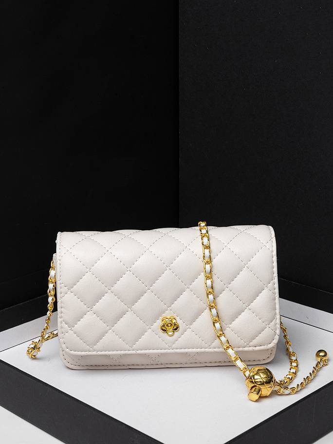 Elegant Camellia Clutch Chain Bag