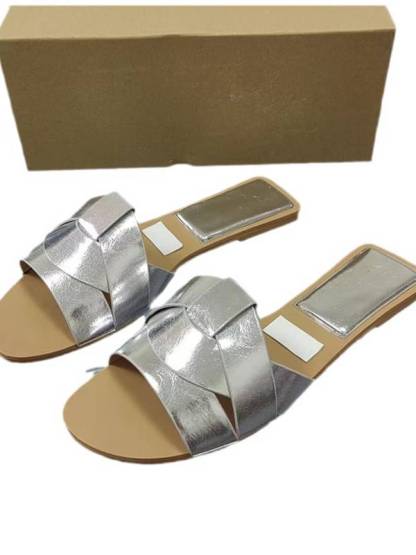 Minimalist Flat Slippers