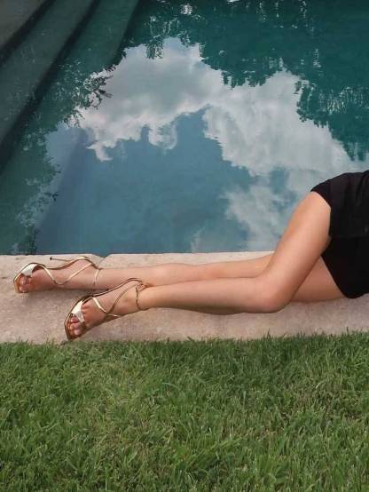 Minimalist High-heeled Sandals