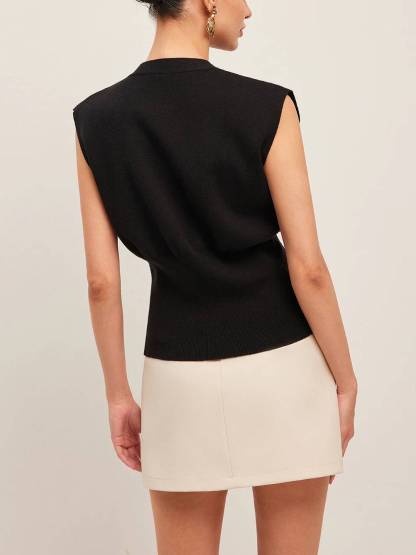 Metal Button Knit Vest