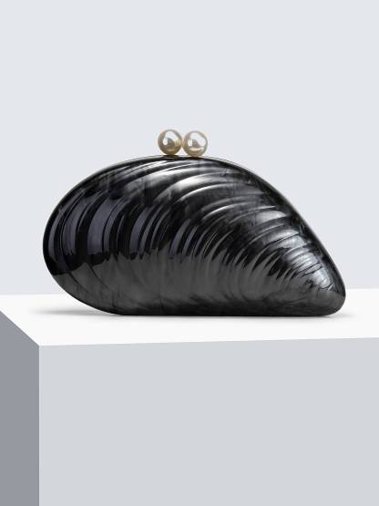 Shell Element Clutch Chain Bag