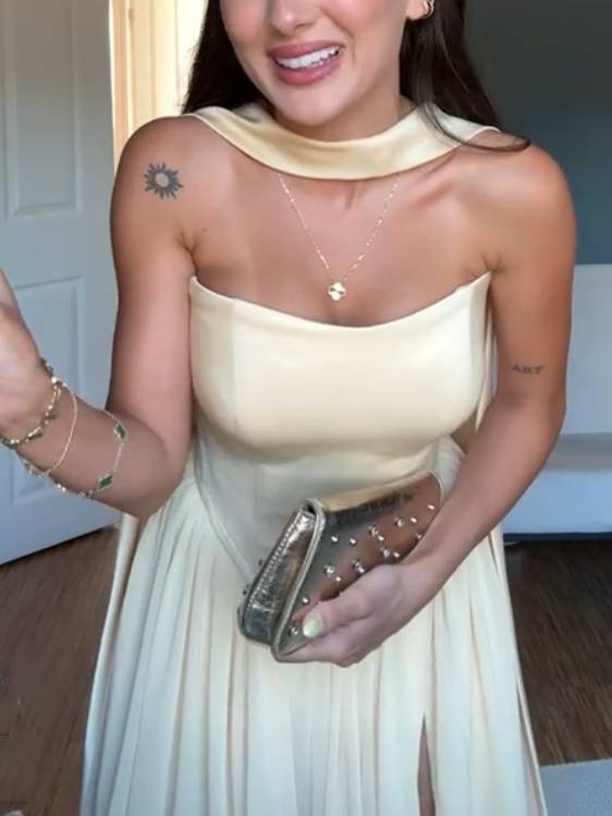 Elegant Scarf Tube Top And Slit Skirts Suit