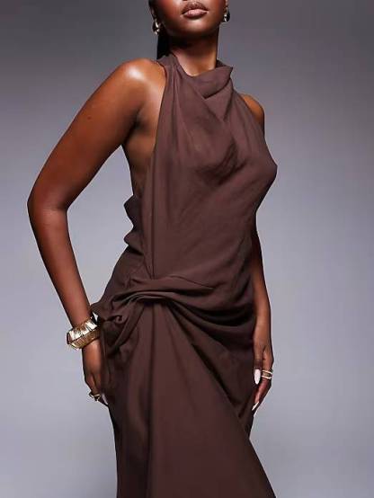 Halter Neck Backless Pleated Maxi Dress