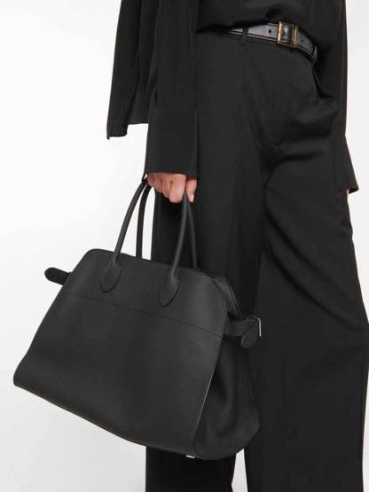 Minimalist Old Money Tote Bag