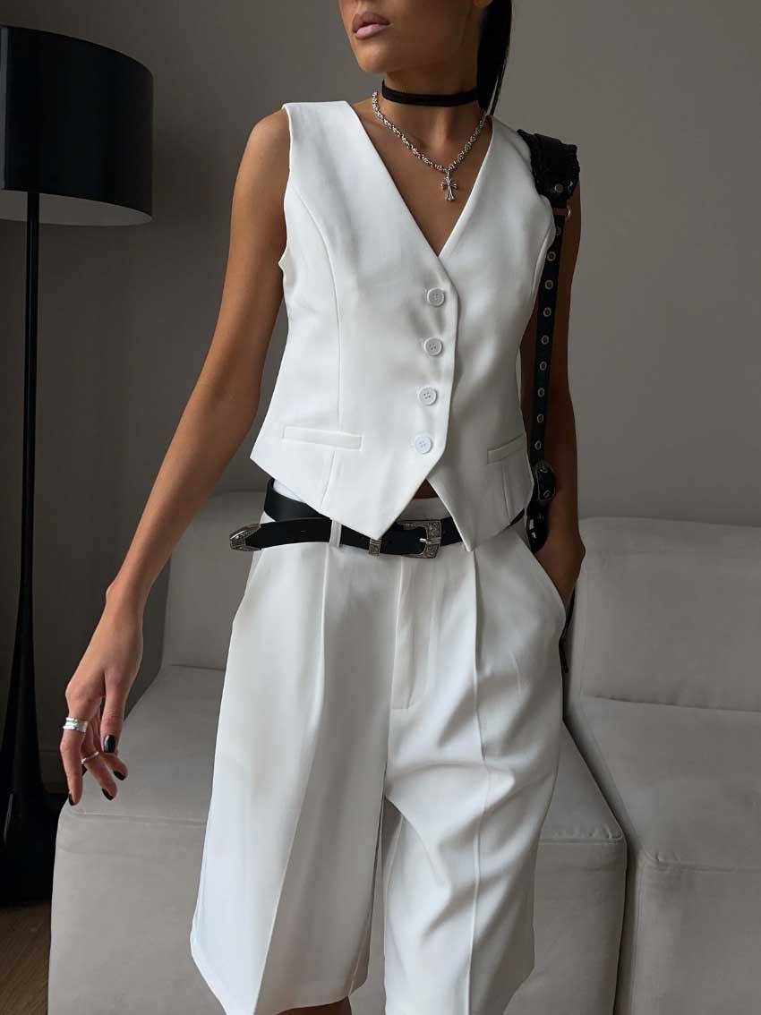 Minimalist Vest And Shorts Suit-Vest
