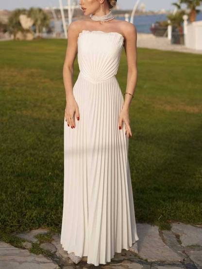 Shell Element Design Pleated Maxi Dress