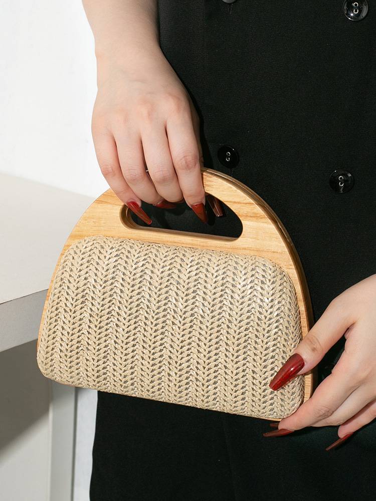 Straw and wood patchwork handbag