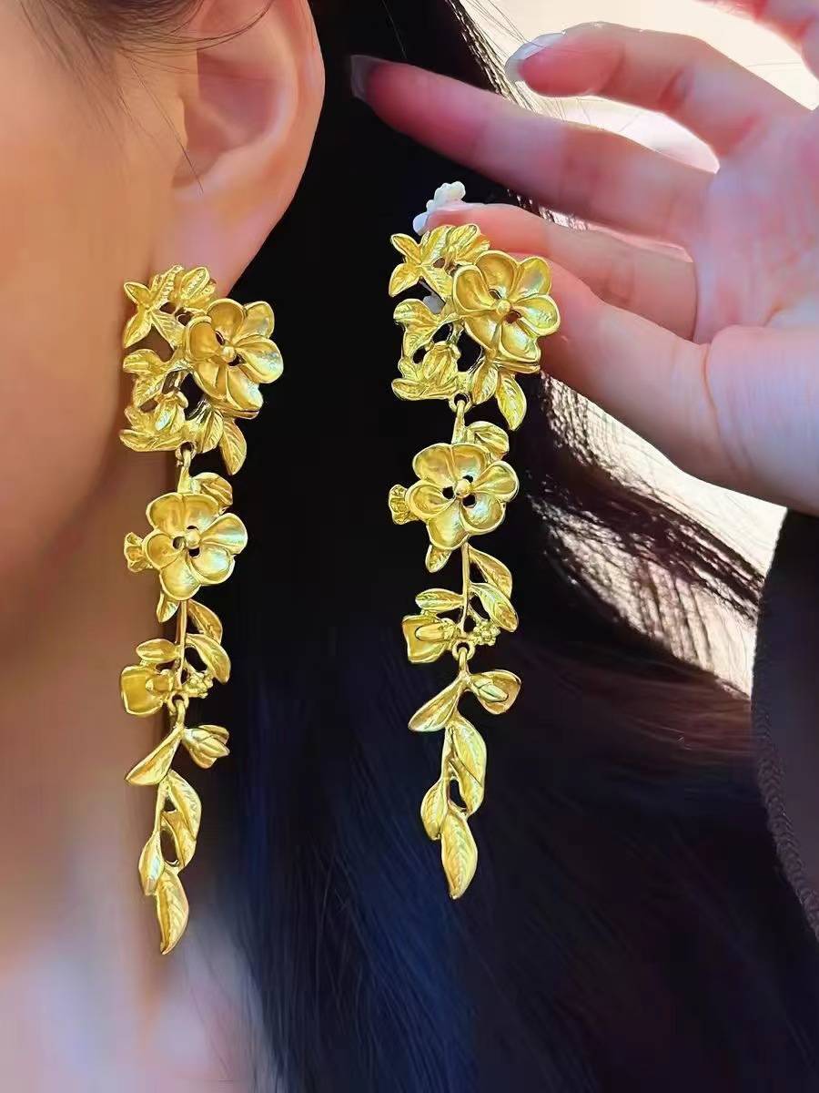 Flower Tassel Earrings