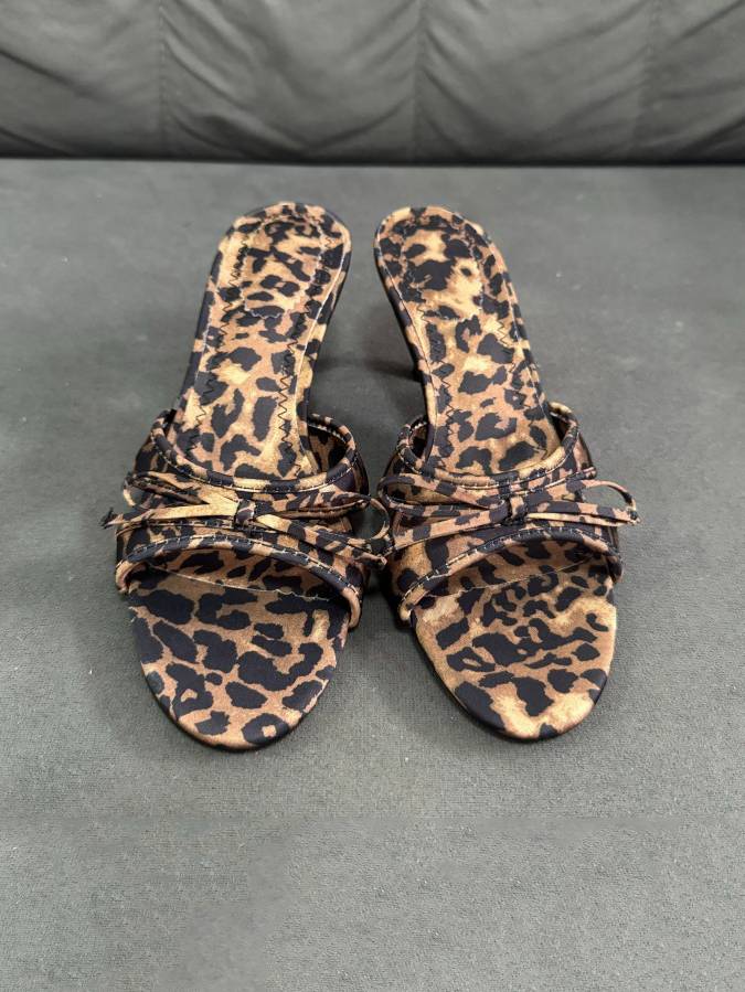 One-strap Bow High-heeled Slippers