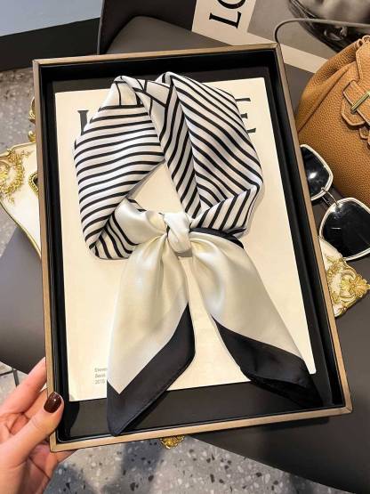 Minimalist Striped Scarf Turban