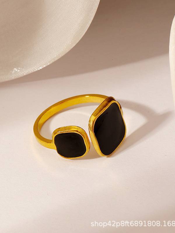 Unique Splicing Ring