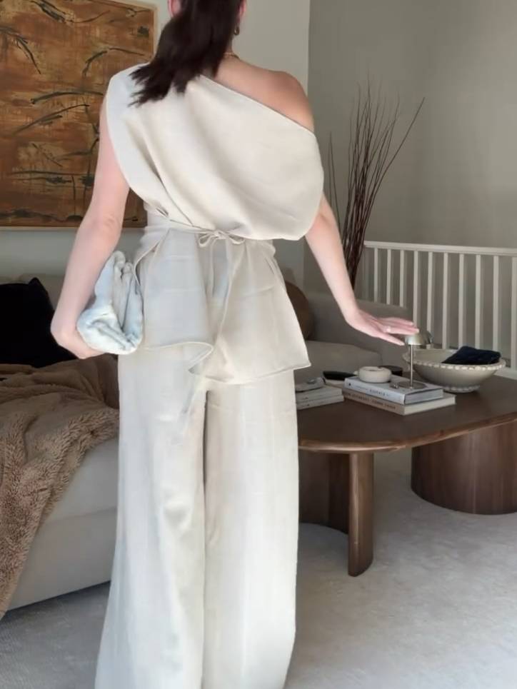 Off-shoulder Slit Top And Wide-leg Pants Suit - Top