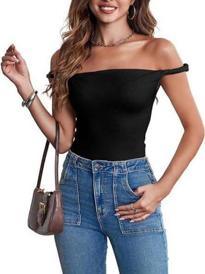Twisted Off-shoulder T-shirt