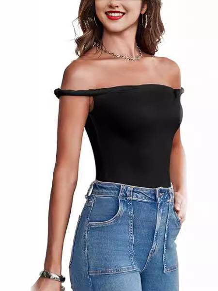 Twisted Off-shoulder T-shirt
