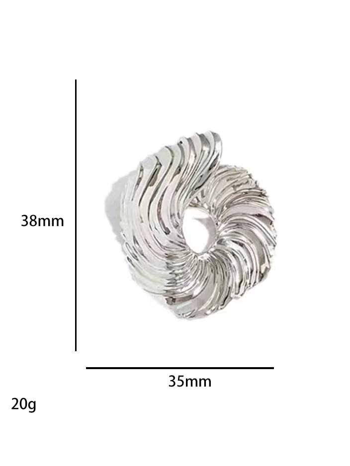 Minimalist Streamlined Embossed Earrings